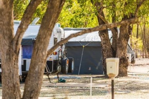 Jericho Showground, Camping