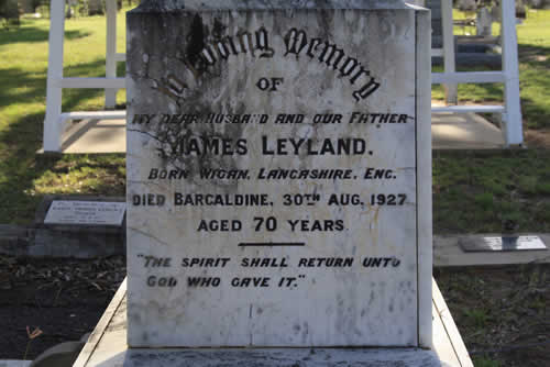 Burial Tombstone Image - default