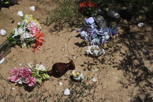 Burial Tombstone Image - default