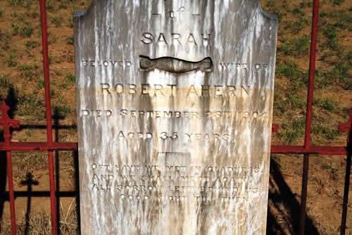 Burial Tombstone Image - default