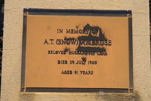 Burial Tombstone Image - default
