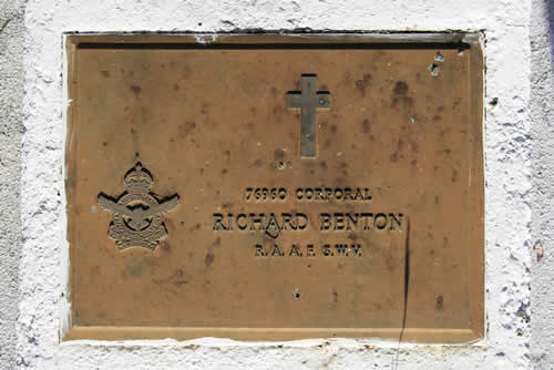 Burial Tombstone Image - default