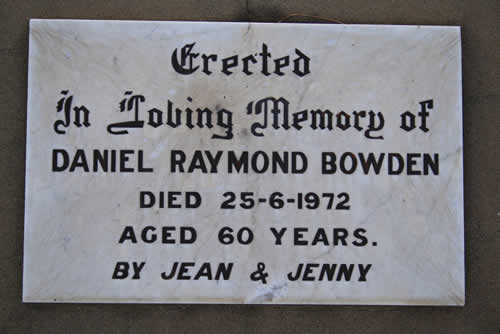 Burial Tombstone Image - default