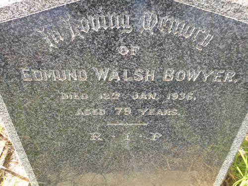 Burial Tombstone Image - default