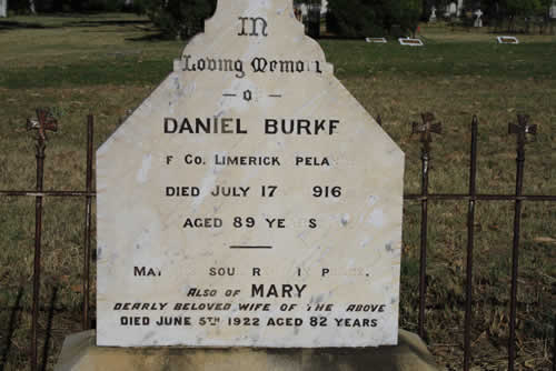 Burial Tombstone Image - default