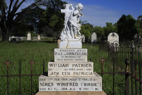 Burial Tombstone Image - default