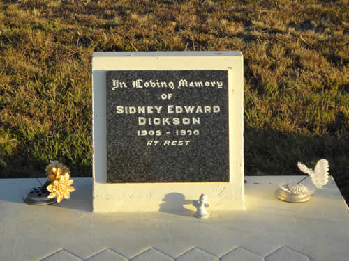 Burial Tombstone Image - default