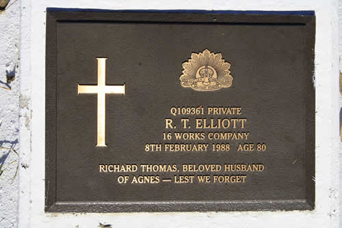 Burial Tombstone Image - default