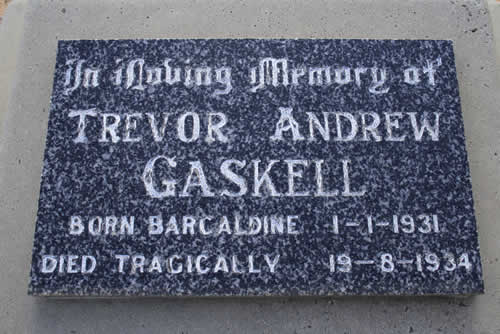 Burial Tombstone Image - default