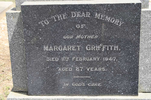 Burial Tombstone Image - default