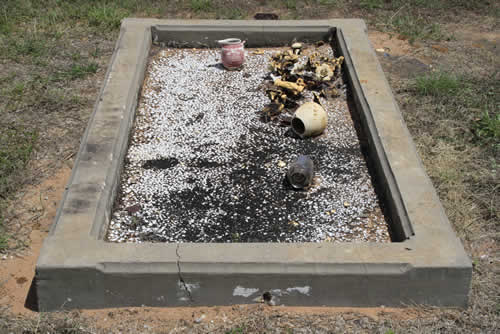 Burial Tombstone Image - default