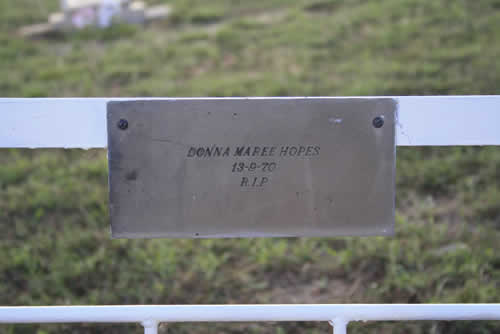 Burial Tombstone Image - default