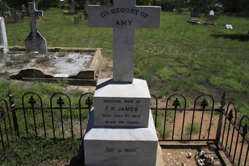 Burial Tombstone Image - default