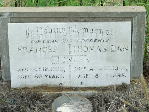 Burial Tombstone Image - default