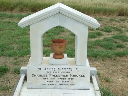 Burial Tombstone Image - default