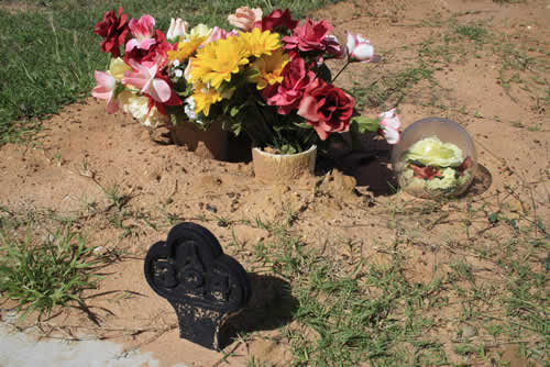 Burial Tombstone Image - default