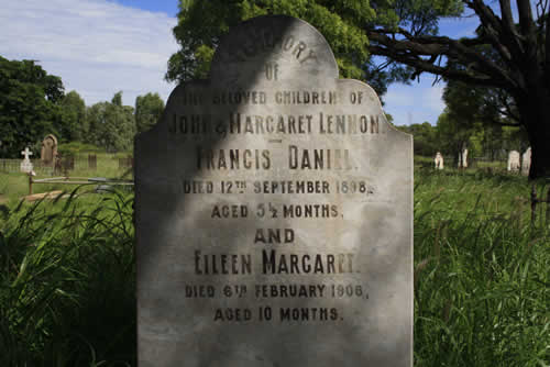 Burial Tombstone Image - default
