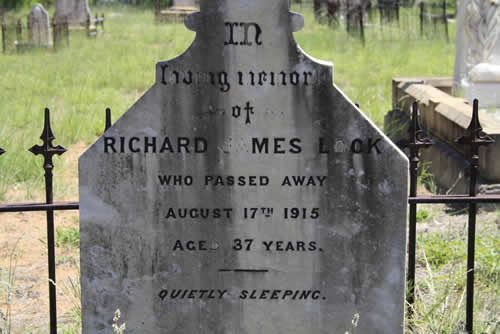 Burial Tombstone Image - default