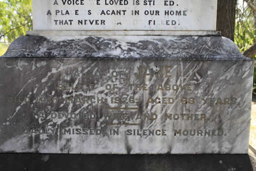 Burial Tombstone Image - default