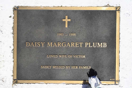 Burial Tombstone Image - default