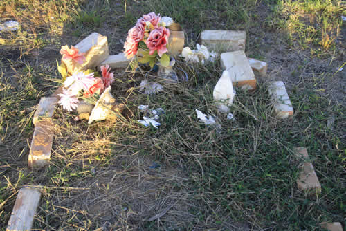 Burial Tombstone Image - default
