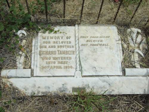 Burial Tombstone Image - default