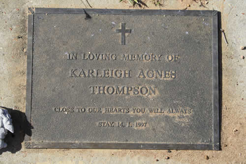 Burial Tombstone Image - default