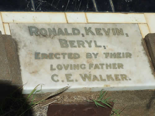 Burial Tombstone Image - default