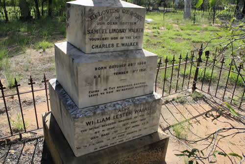 Burial Tombstone Image - default