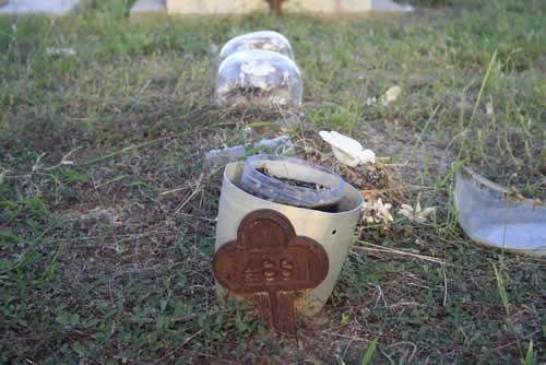 Burial Tombstone Image - default